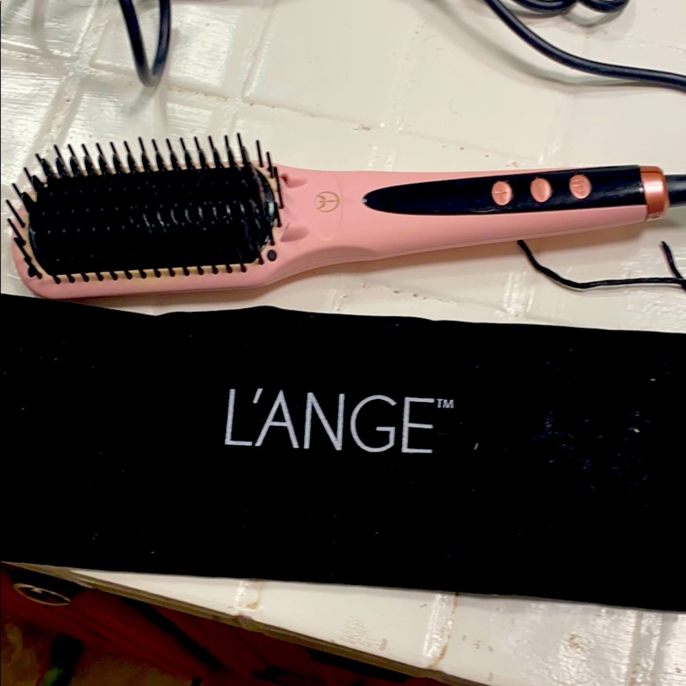 L’ange Le Vite straightening hair brush